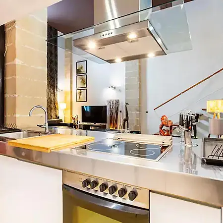 Artqhost Jerez Huge Loft & Free Parking * Jerez de la Frontera