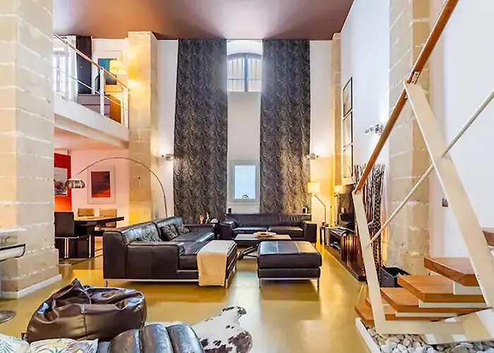 Artqhost Jerez Huge Loft & Free Parking *