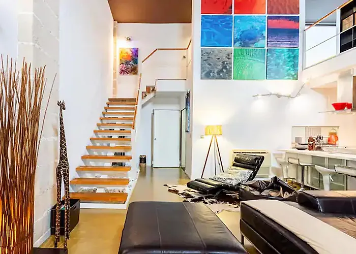 Apartment Artqhost Jerez Huge Loft & Free Parking Jerez de la Frontera