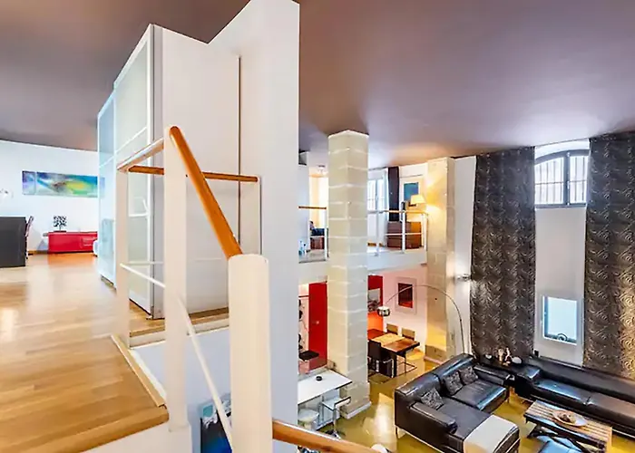 Artqhost Jerez Huge Loft & Free Parking * Jerez de la Frontera