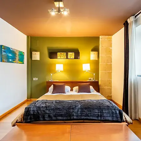 דירה Artqhost Jerez Huge Loft & Free Parking חרז