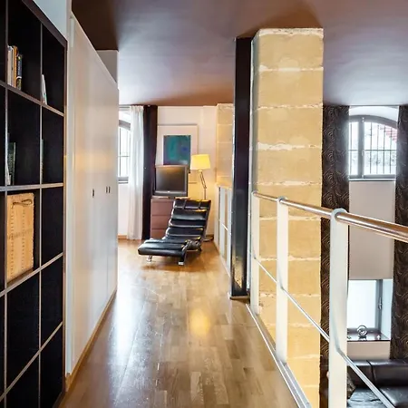 شقة Artqhost Jerez Huge Loft & Free Parking جيريز