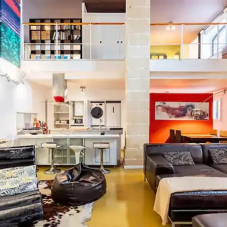 Artqhost Jerez Huge Loft & Free Parking شقة جيريز