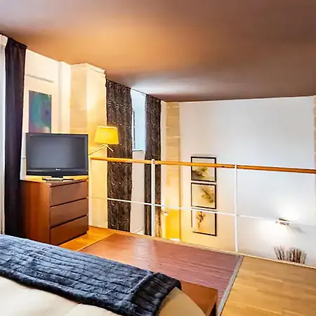 Artqhost Jerez Huge Loft & Free Parking דירה חרז
