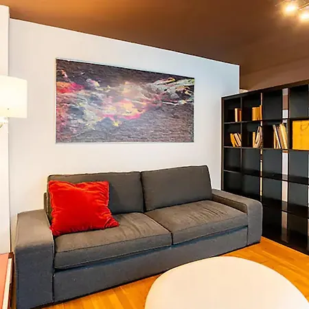Artqhost Jerez Huge Loft & Free Parking شقة